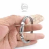 Detail kerapihan ukiran motif sisik naga gelang perak pria 925