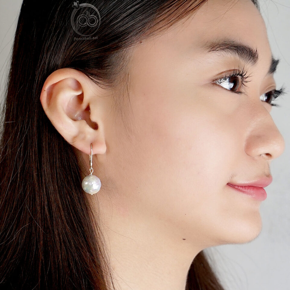Anting Hook Mutiara Baroque Dangly Wanita Perak 925 Barolyna