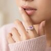 Cincin Simple Wanita Perak 925 Asli Pink Zirconia Zirapink pada jari telunjuk model