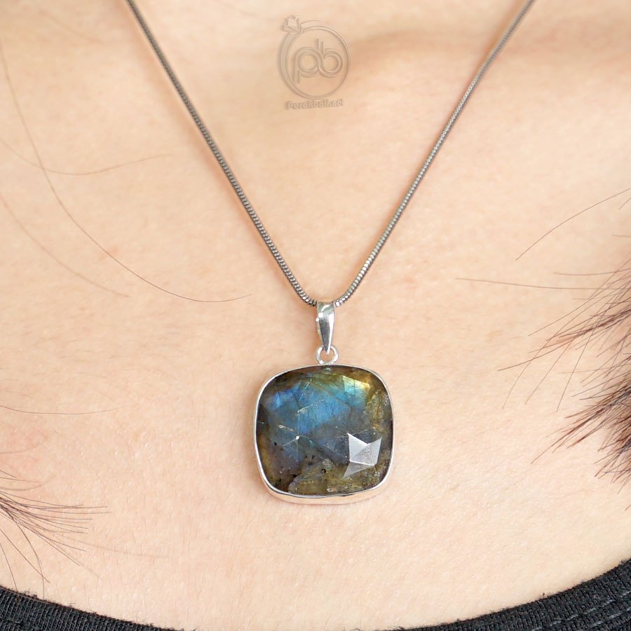 Liontin Perak Asli 925 Natural Labradorite Faceted Multi Shape