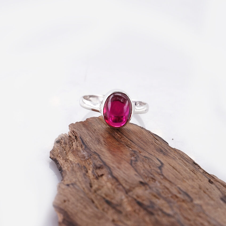 Cincin Perak 925 Wanita Cabochon Ruby Siam Mirasia