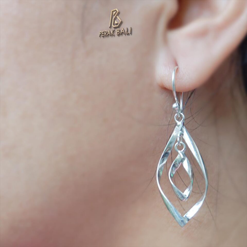 Anting Fashion Wanita Sterling Silver 925 Perak Bali Slingshot