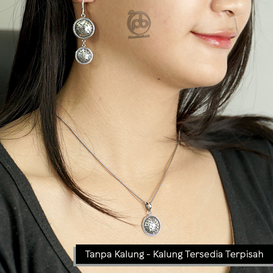 Liontin Simple Perak Sterling 925 Motif Plong Armodila