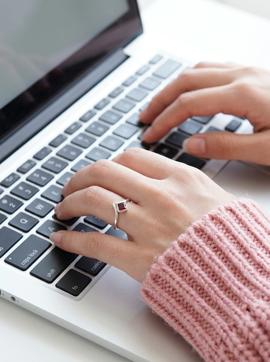 Cincin Perak Asli 925 Wanita Natural Red Garnet Saplo