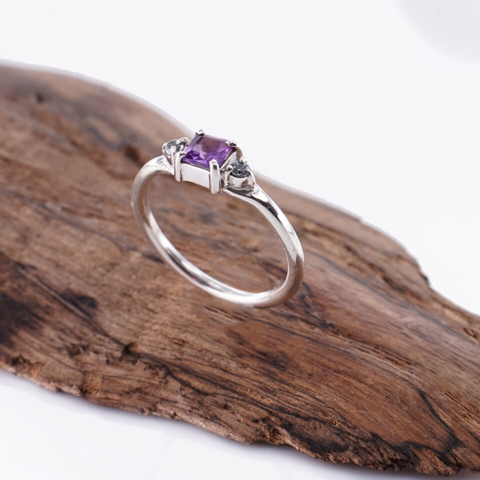 Cincin Wanita Perak Asli 925 Tabur Mini Natural Amethyst Tisha