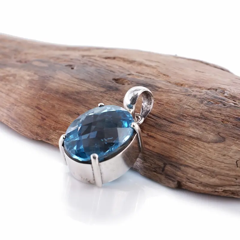 liontin wanita perak 925 batu sky topaz biru alami