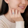 Cincin perak wanita 925 dengan batu biduri bulan natural pada model