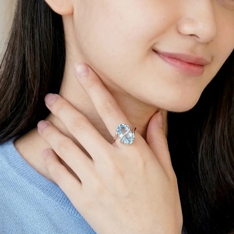 cincin perhiasan wanita batu topaz biru